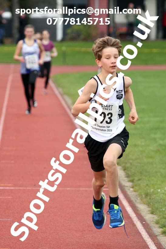 800 metres, NECAA Open Meeting, Morpeth, Sunday, October 18th. David T. Hewitson/Sports for All Pics